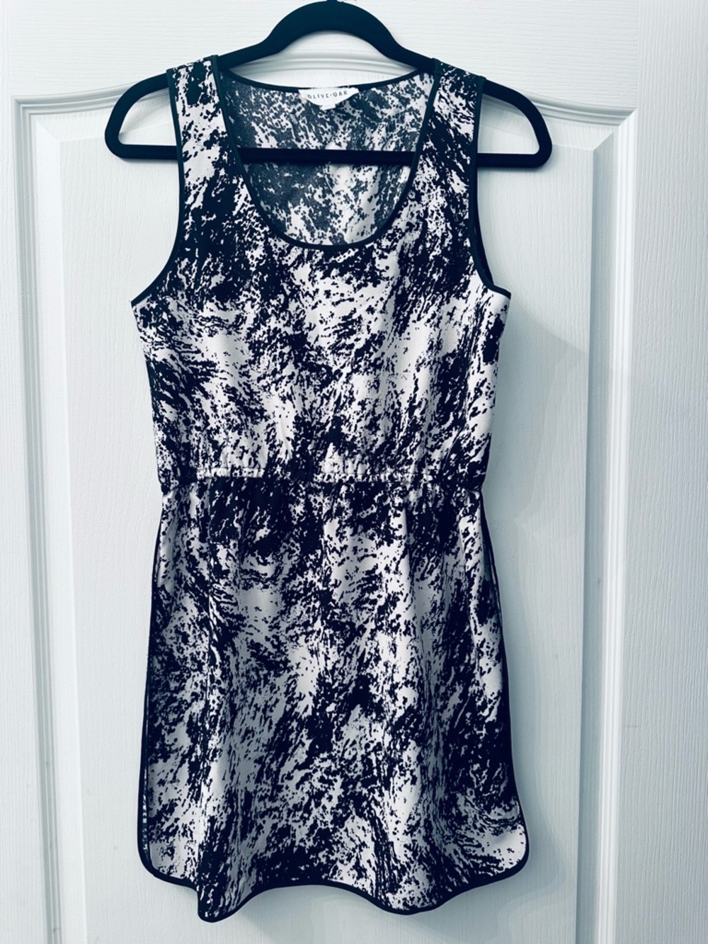Olive & Oak Black and White Abstract Tank Dress M